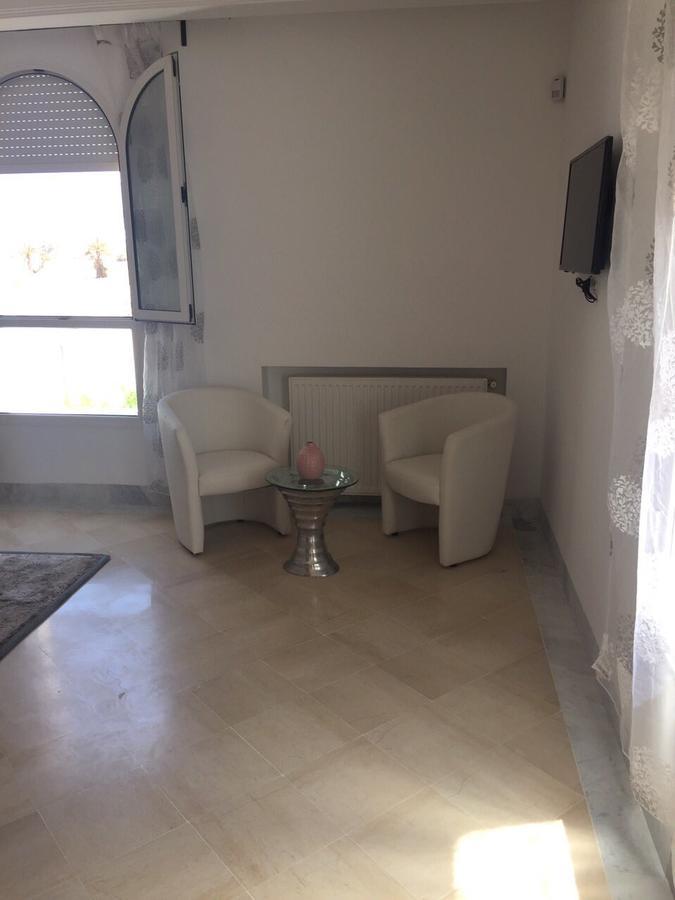 Villa Avec Piscine Triffa Zewnętrze zdjęcie