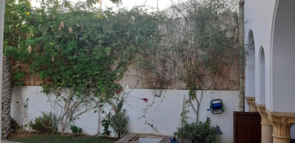 Villa Avec Piscine Triffa Zewnętrze zdjęcie